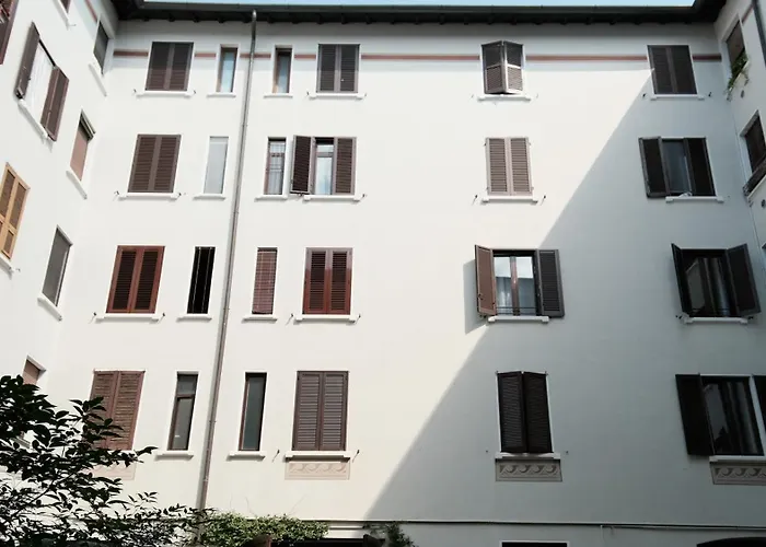 Garibaldi Isola Apartments - 80M From Garibaldi Station & 10Min From Centrale Station
